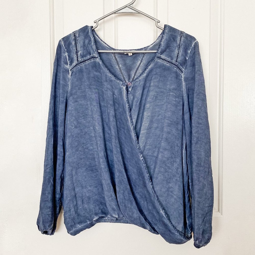 En Creme Chambray Blue Surplice Blouse